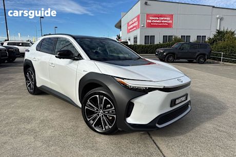 White 2023 Toyota BZ4X Wagon 4WD