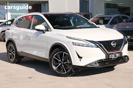 White 2023 Nissan Qashqai Wagon TI