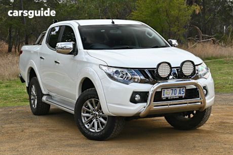 White 2018 Mitsubishi Triton Double Cab Pick Up GLS (4X4)