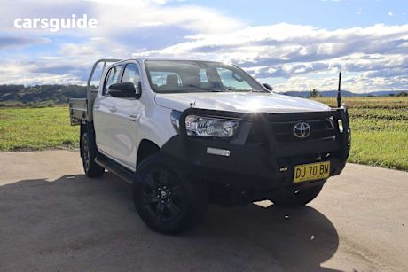 White 2023 Toyota Hilux Double Cab Chassis SR (4X4)