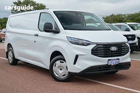 White 2024 Ford Transit Custom Van Trend (lwb)