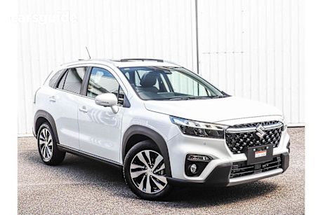 White 2024 Suzuki S-Cross Hatch ALLGRIP PRESTIGE 4X4