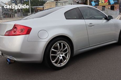Silver 2006 Nissan Skyline OtherCar