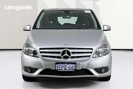 Silver 2014 Mercedes-Benz B180 Hatchback