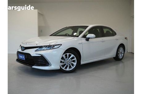 White 2022 Toyota Camry Sedan ASCENT F