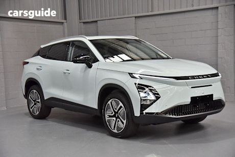 Green 2025 Chery E5 SUV ULTIMATE F