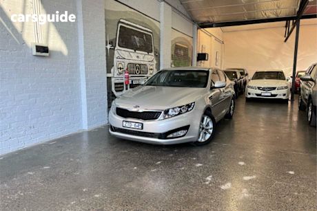 Silver 2013 Kia Optima Sedan SI