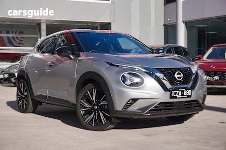 Silver 2023 Nissan Juke Hatchback TI