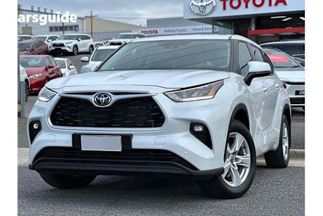 White 2022 Toyota Kluger SUV GX 4X4
