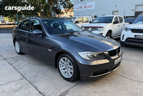 Grey 2007 BMW 320I Sedan Executive