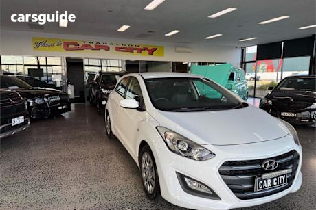 White 2016 Hyundai I30 Hatchback Active