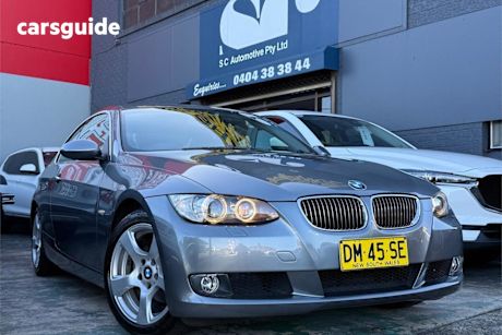 Grey 2007 BMW 323I Coupe
