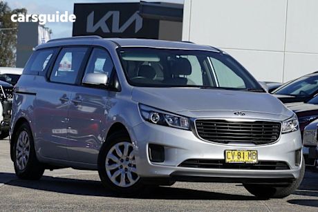 Silver 2016 Kia Carnival Wagon S F
