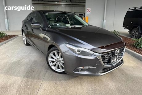 Grey 2018 Mazda 3 Sedan SP25 GT