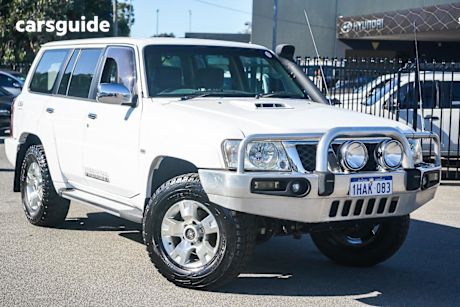 White 2011 Nissan Patrol Wagon ST (4X4)