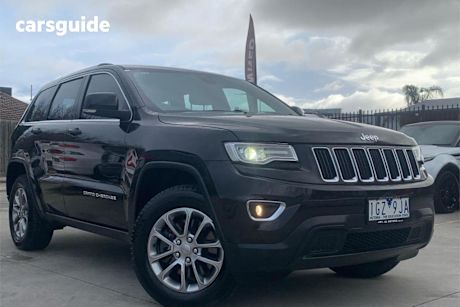 Black 2016 Jeep Grand Cherokee Wagon Laredo (4X4)