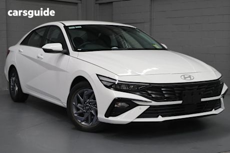 White 2024 Hyundai I30 Sedan HEV 1.6P DCT