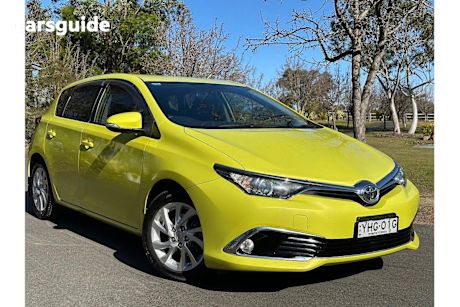 Yellow 2017 Toyota Corolla Hatchback Ascent Sport