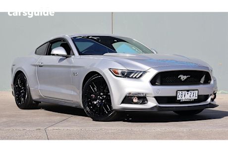 Silver 2016 Ford Mustang Coupe GT R