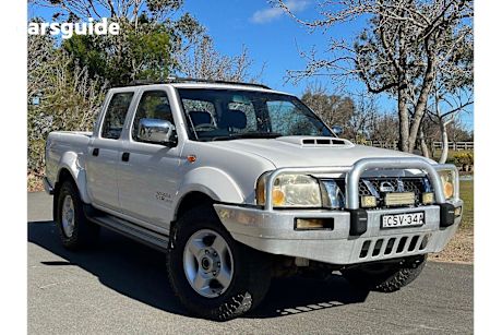 White 2014 Nissan Navara Ute Tray ST-R 4X4