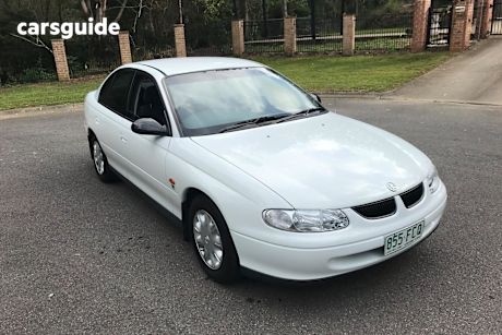 White 1999 Holden Commodore Sedan Executive