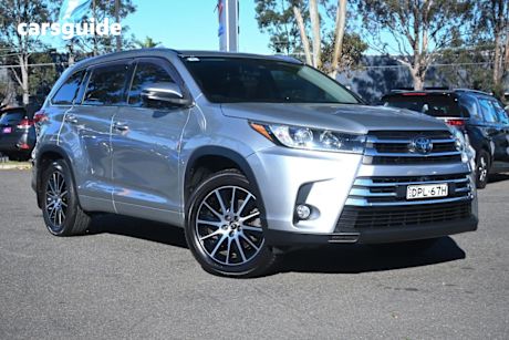 Silver 2017 Toyota Kluger Wagon Grande (4X4)