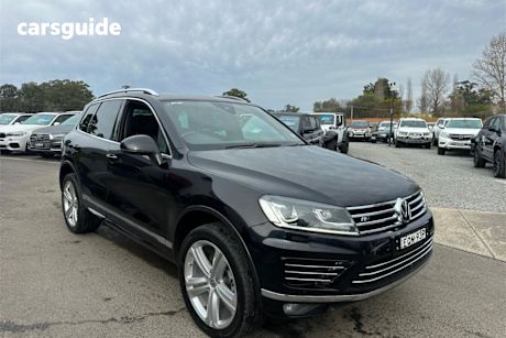 Black 2015 Volkswagen Touareg Wagon V8 TDI R-Line