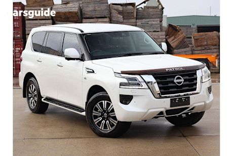 White 2023 Nissan Patrol SUV TI 4X4