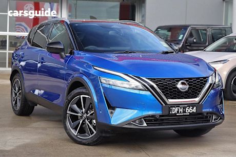 Blue 2024 Nissan Qashqai Wagon TI