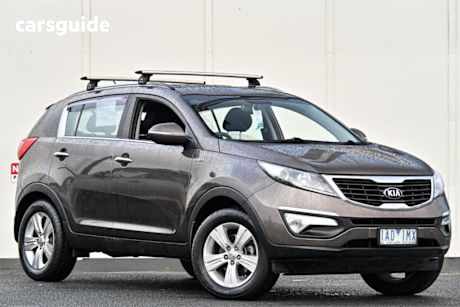 Beige 2013 Kia Sportage Wagon SLI (awd)