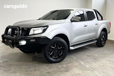 Silver 2019 Nissan Navara Dual Cab Pick-up ST (4X2)