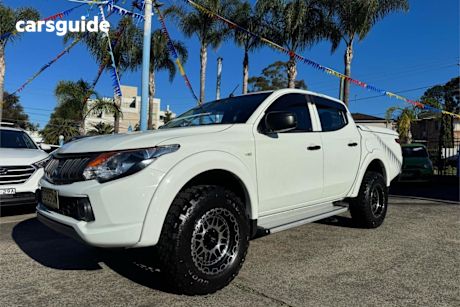 White 2017 Mitsubishi Triton Dual Cab Utility GLX