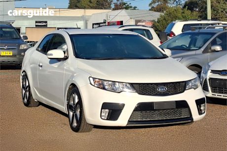 White 2013 Kia Cerato Coupe Koup SI
