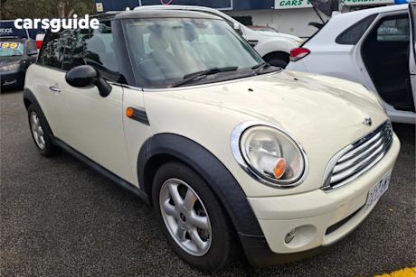 Brown 2009 Mini Cooper Hatchback
