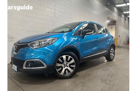 Blue 2015 Renault Captur Wagon Expression