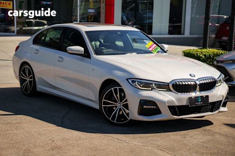 White 2022 BMW 320I Sedan M Sport