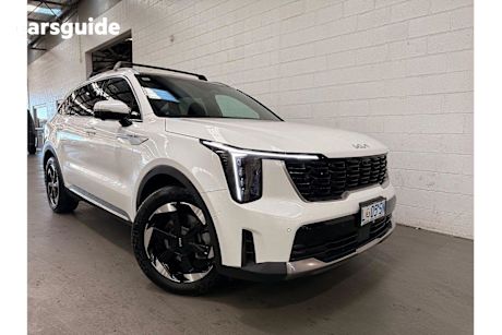 White 2024 Kia Sorento Wagon HEV GT-LINE 4X4