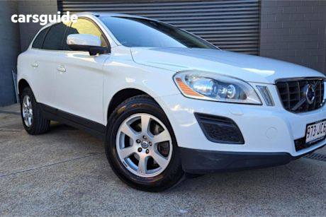 White 2013 Volvo XC60 Wagon T5 Teknik