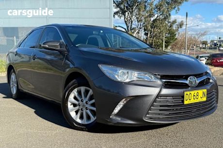 Grey 2015 Toyota Camry Sedan Altise