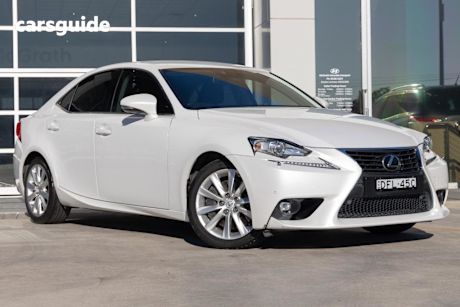 White 2016 Lexus IS200T Sedan Luxury