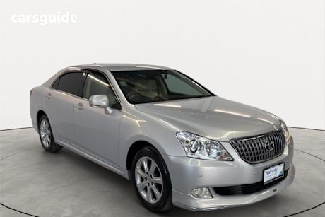Silver 2011 Toyota Crown Sedan Majesta i-Four 4WD