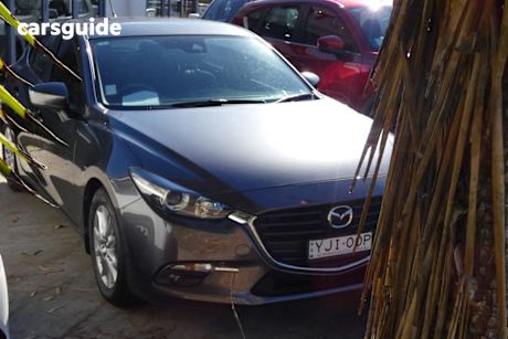 Grey 2018 Mazda 3 Hatchback Maxx Sport (5YR)