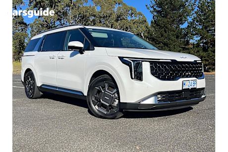 White 2024 Kia Carnival Wagon GT-Line HEV