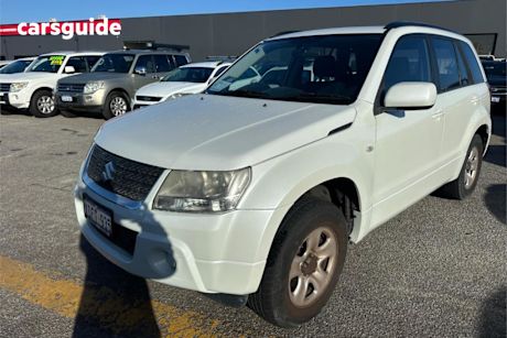 White 2009 Suzuki Grand Vitara Wagon 100TH Anniversary