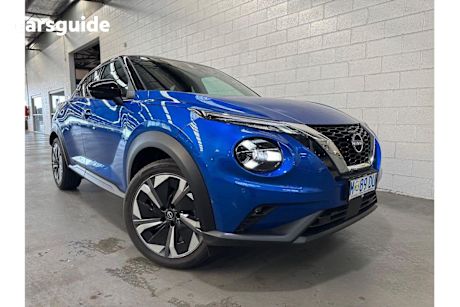 Blue 2024 Nissan Juke Hatchback ST-L