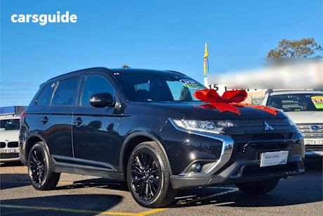Black 2020 Mitsubishi Outlander Wagon Black Edition 7 Seat (2WD)