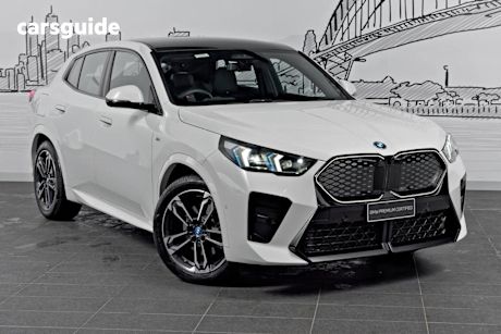 White 2024 BMW IX2 Wagon Xdrive30 M Sport