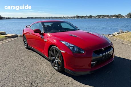 Red 2008 Nissan GT-R Coupe Premium