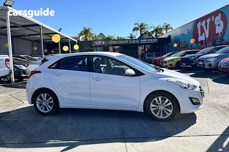 White 2014 Hyundai I30 Hatchback Trophy