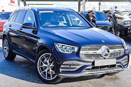 Blue 2020 Mercedes-Benz GLC200 Wagon